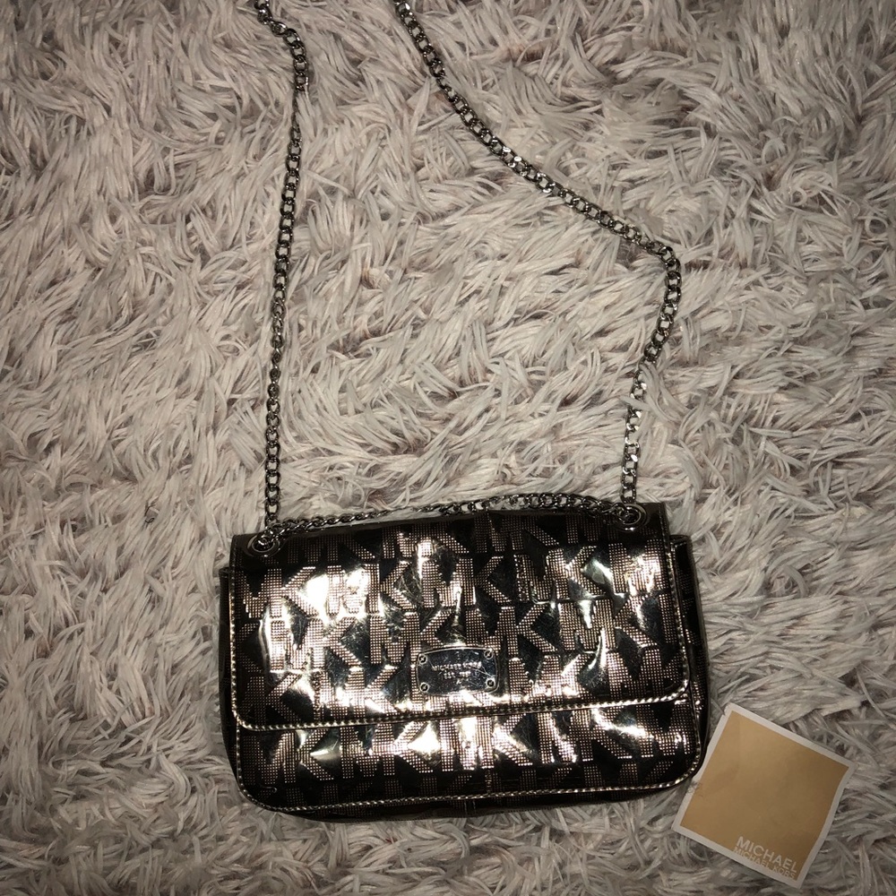GORGEOUS Micheal Kors purse!!